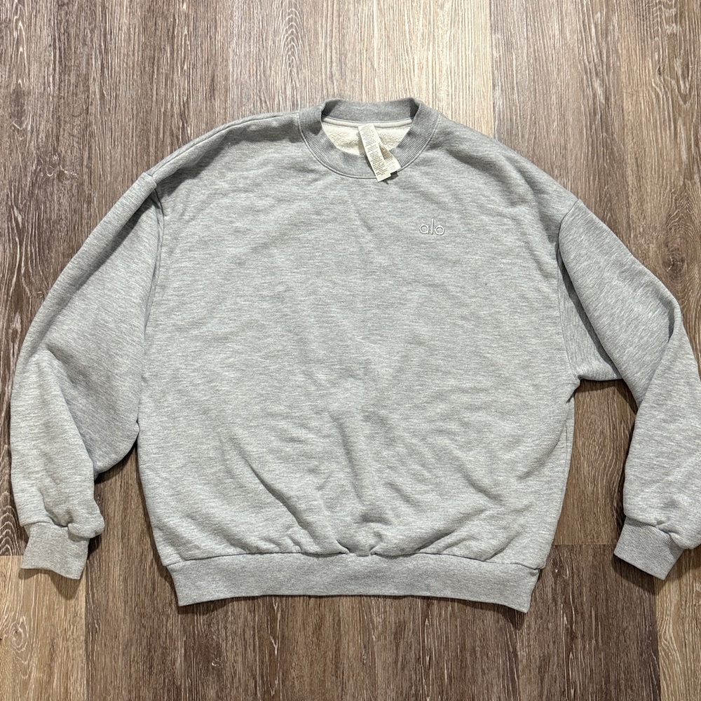ALO Yoga Gray Crew Neck Sweater